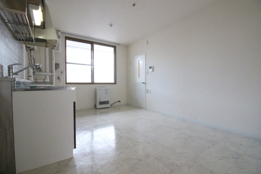 居室 １０ハイツ