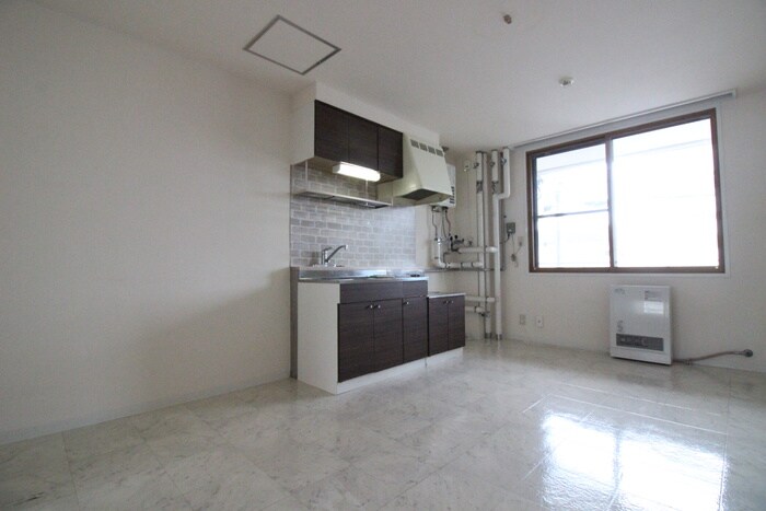 居室 １０ハイツ