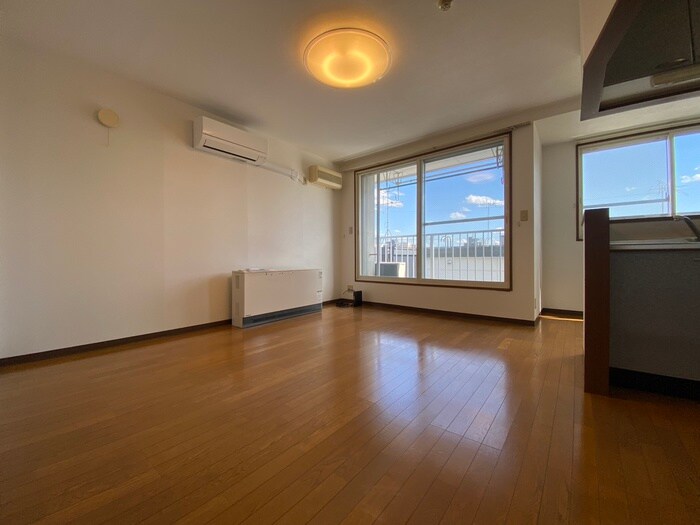 居室 マンション天方３３