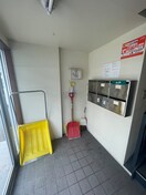 エントランス部分 マンション天方３３