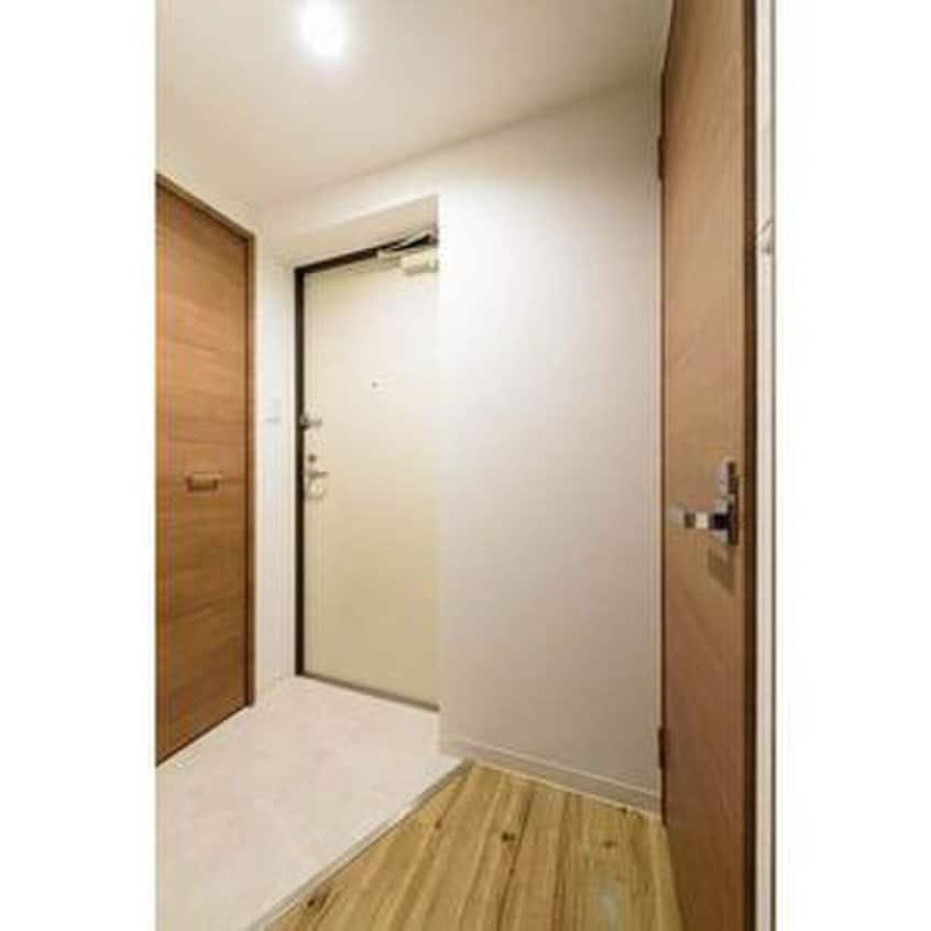 玄関 Elle Cube学園前