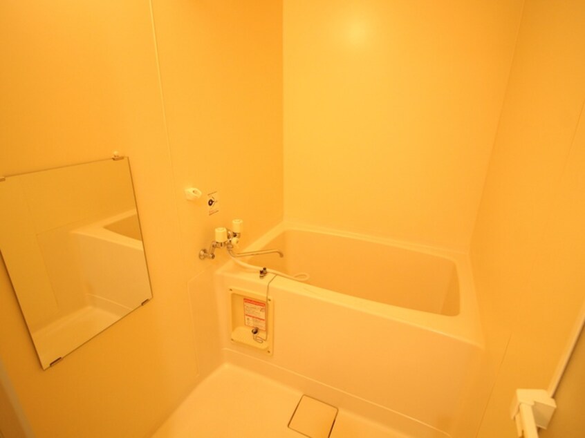 バス／シャワールーム等 イーストウォール