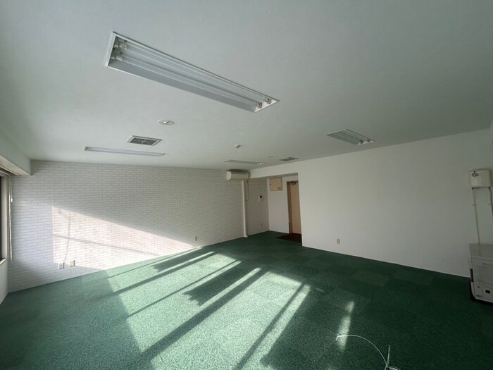 居室 リーフレット大通