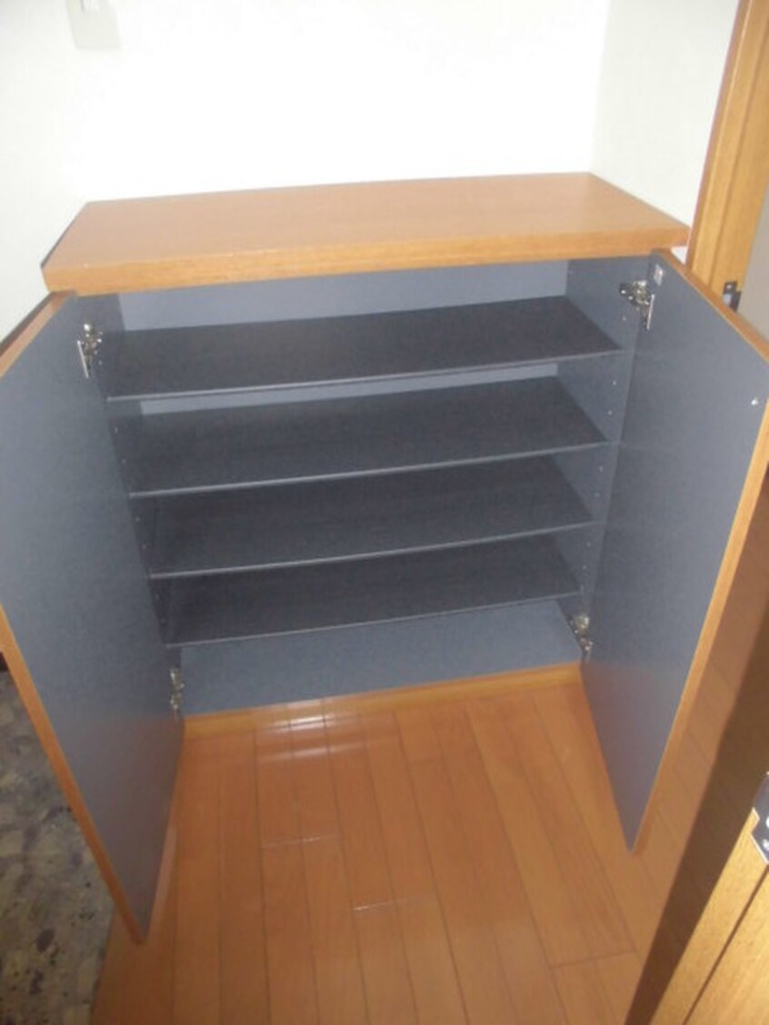 靴箱 シャルル壱番館