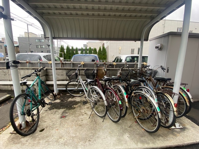 駐輪場 プレシャスコ－ト２１