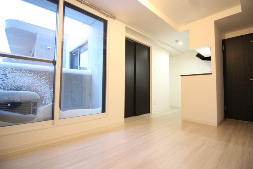 居室 COLORE SHIROISHI