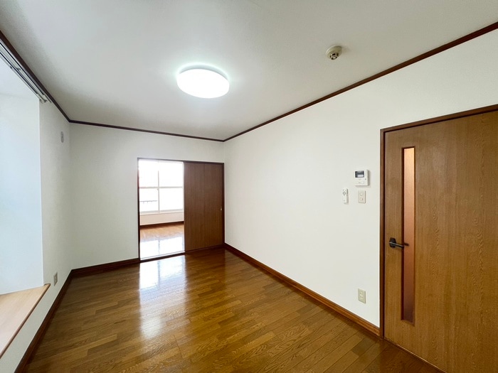 居室 ラポールＮ３３