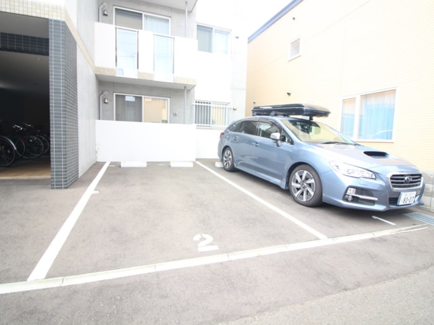 駐車場 プリエ美園