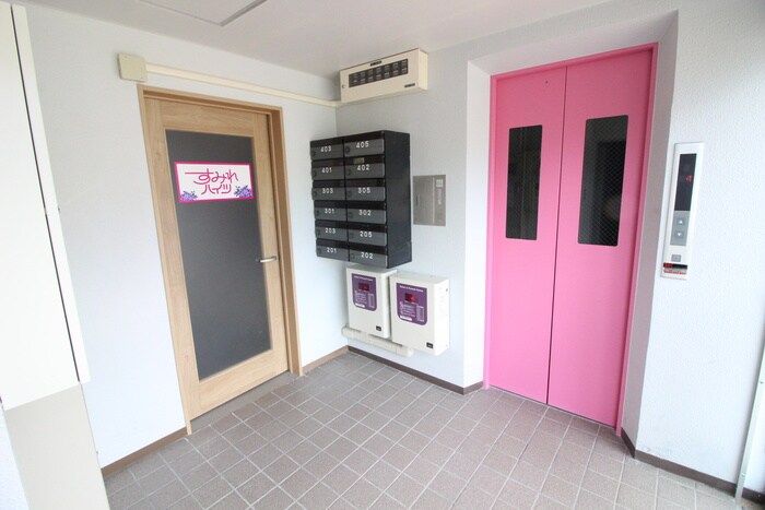 エントランス部分 すみれハイツ