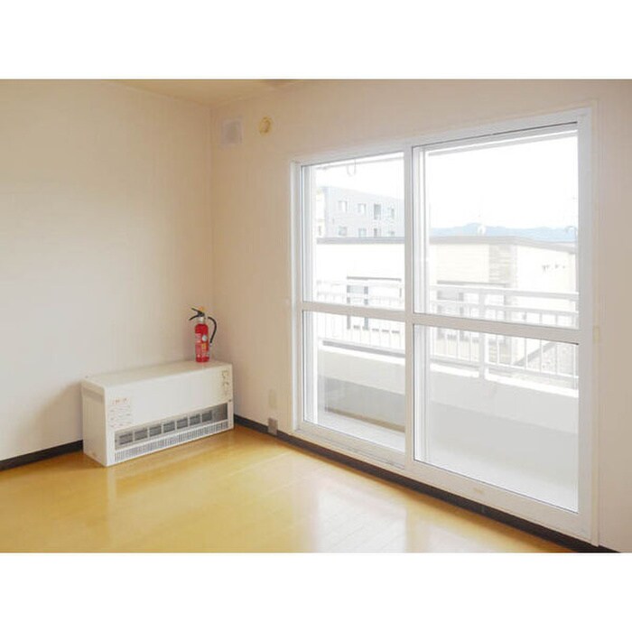 居室 ウエスト２４