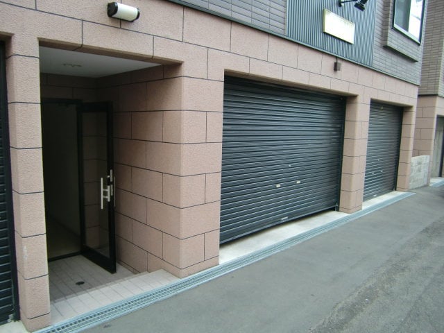 駐車場 シャイニングスター