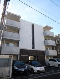 Ｍａｎｚａｎａ　ＫＯＴＯＮＩ