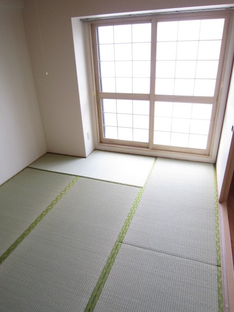 居室 サルバドール地建