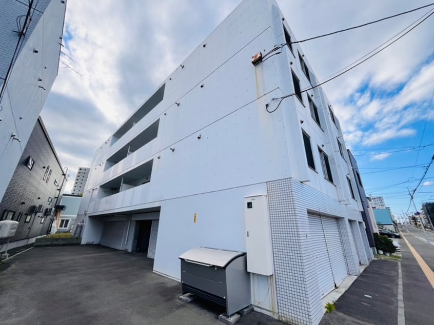 外観写真 ブランノワールＡＭＪ南郷