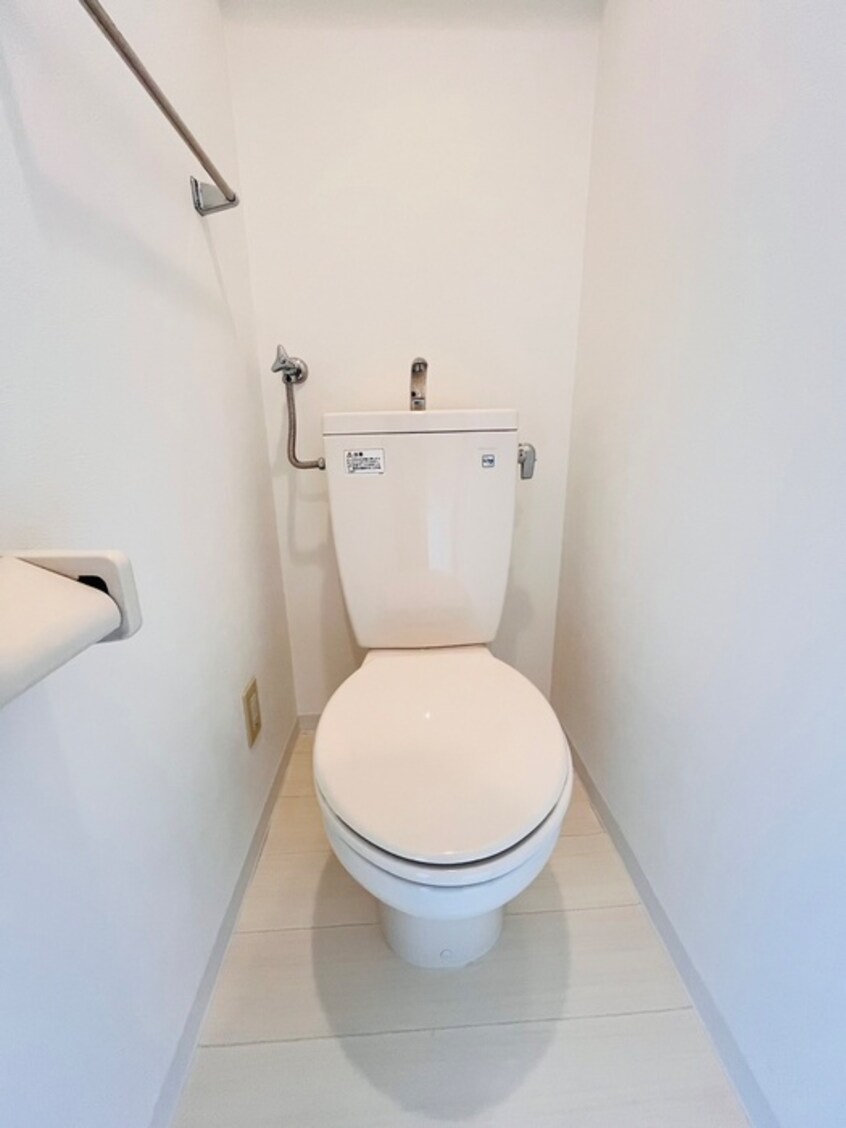 トイレ ブランノワールＡＭＪ南郷