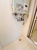 洗濯機置場 ブランノワールＡＭＪ南郷