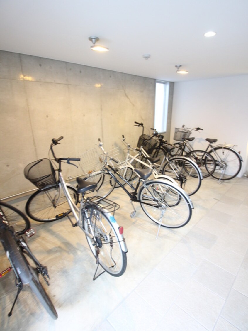 駐輪場 Ｂell-vue Illuminer