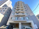 リーガ ルーセントの外観