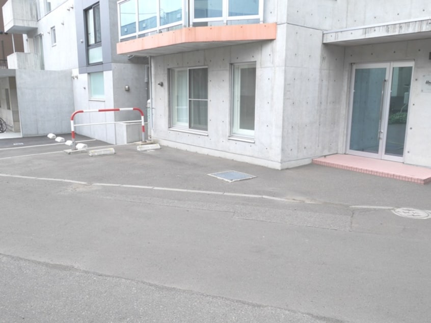 駐車場 SERAM円山鳥居