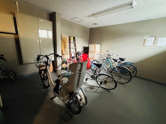 駐輪場 東急ドエル･アルス円山公園(205)