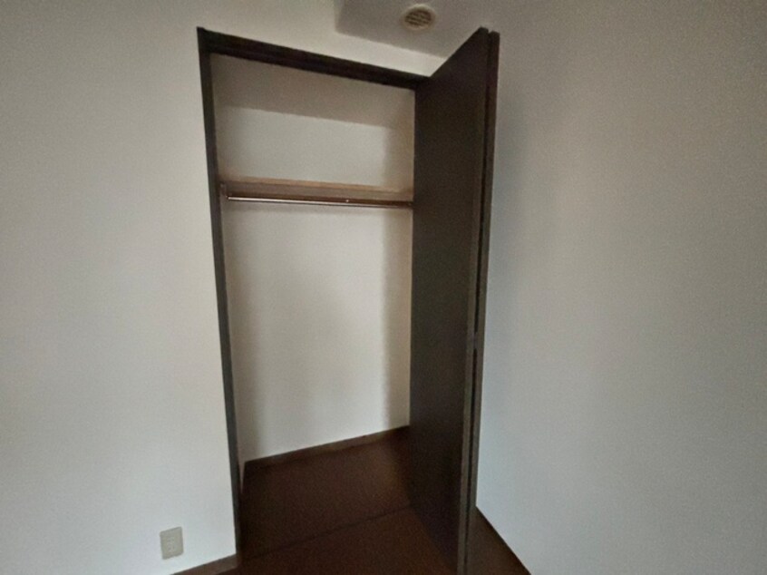 収納 東急ドエル･アルス円山公園(205)