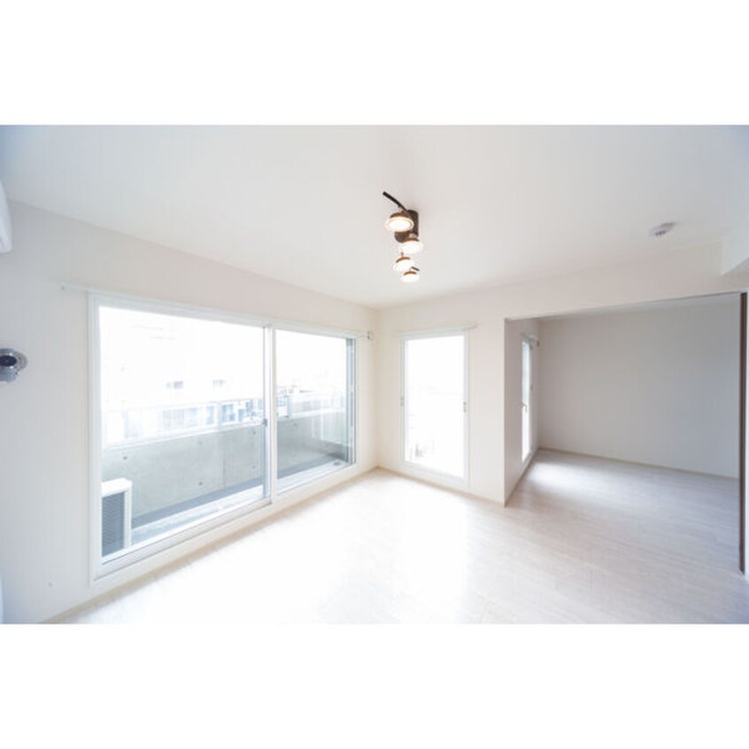 居室 ＥＳ７１１