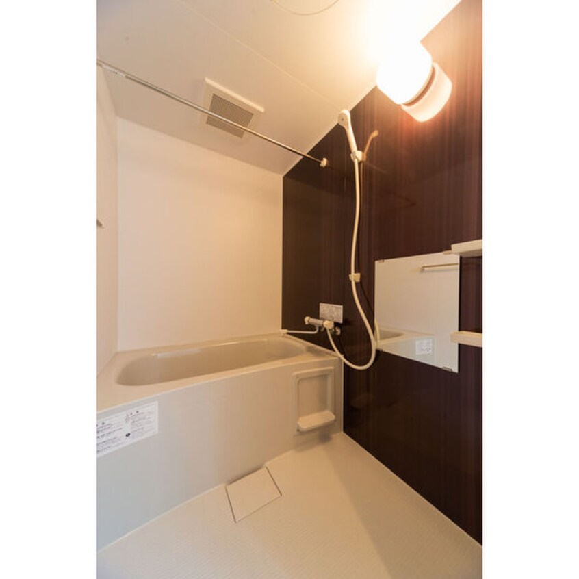 バス／シャワールーム等 ＥＳ７１１