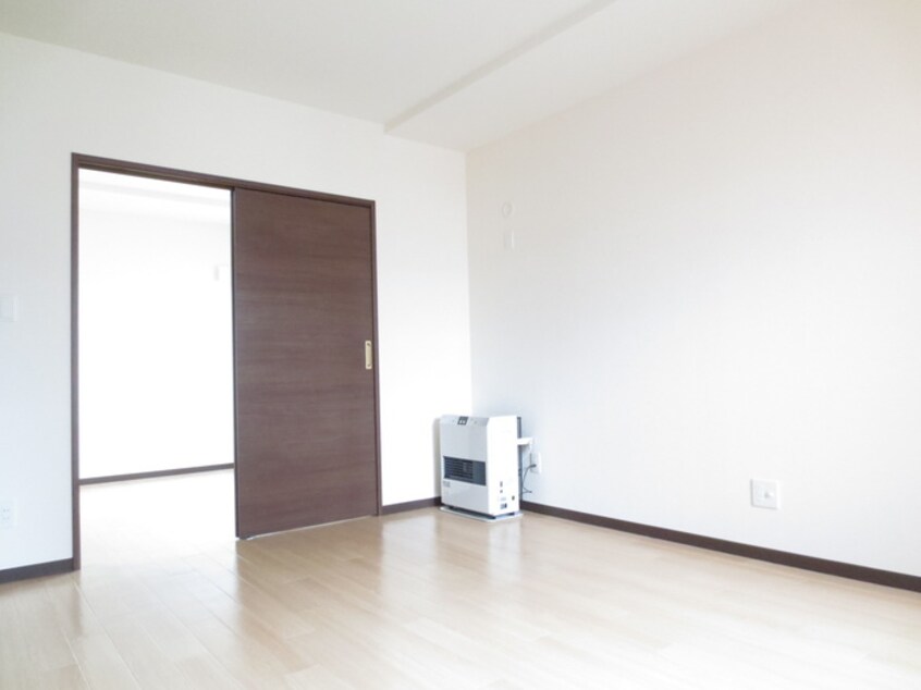 居室 モンヴェール学園前