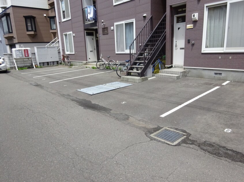 駐車場 コーポ山崎