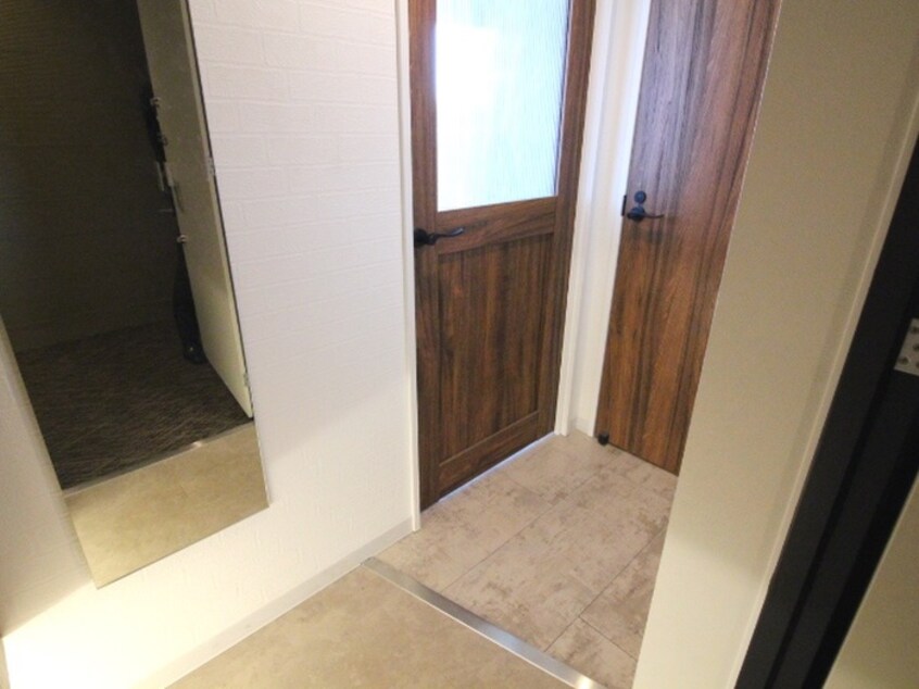 玄関 アクアトピア福住