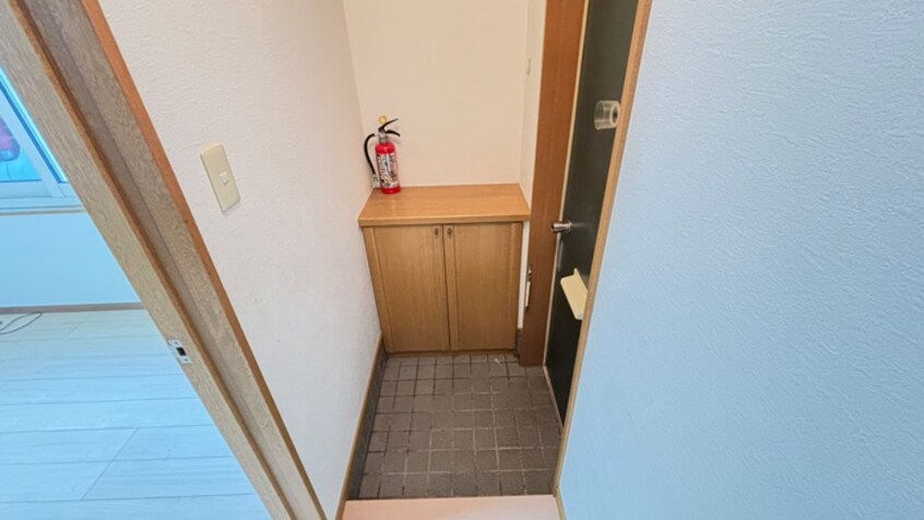 玄関 メゾンフローラ