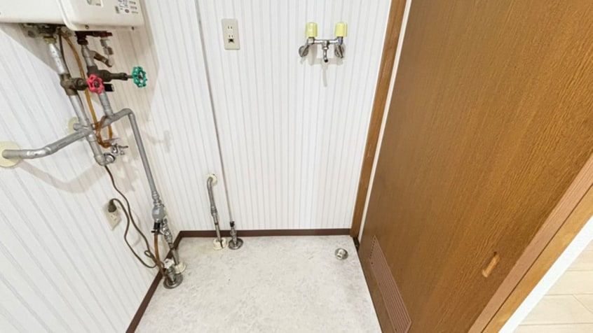 洗濯機置場 メゾンフローラ