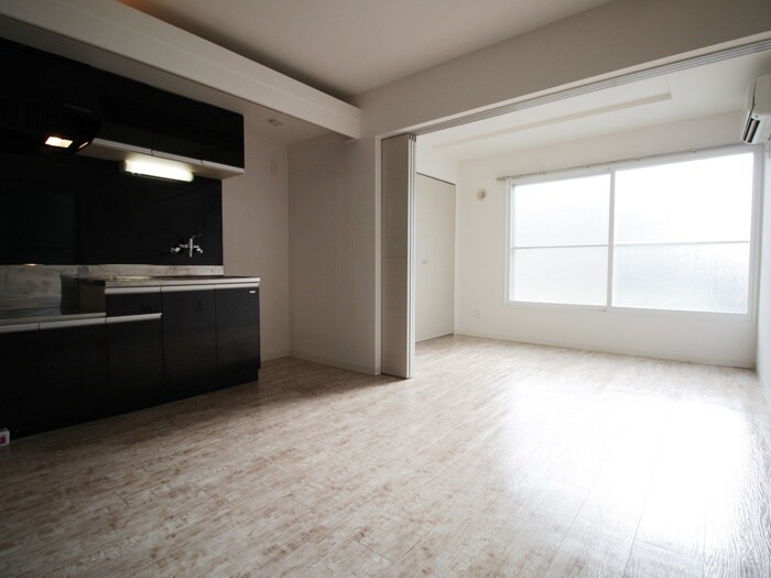 居室 Ｇｒａｎｄ　Ｒａｖｉｎｅ　Ｎ27