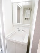 洗面 Ｇｒａｎｄ　Ｒａｖｉｎｅ　Ｎ27