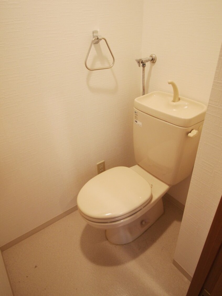 トイレ ボヌール２１０