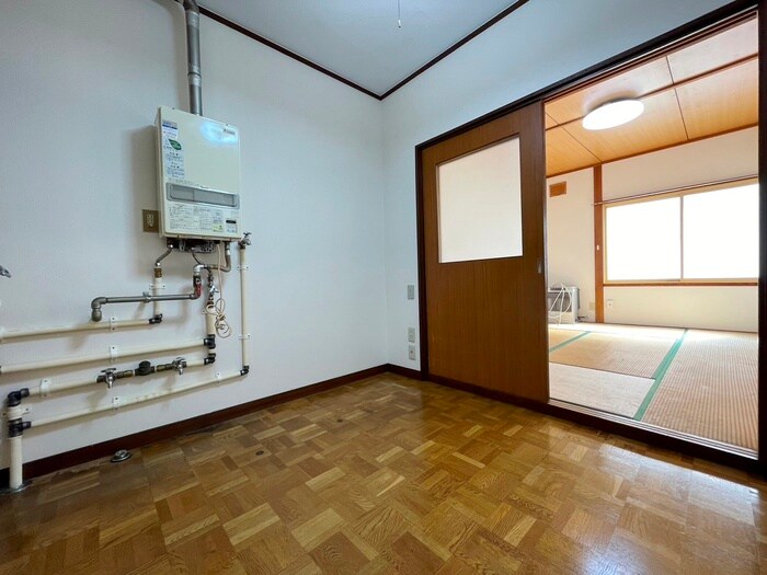 居室 林マンション