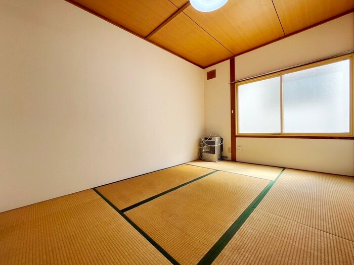 居室 林マンション