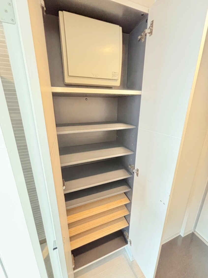 靴箱 ＫレジデンスＮ２３