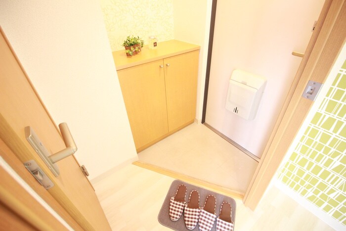 玄関 キャトレ－ル中島公園