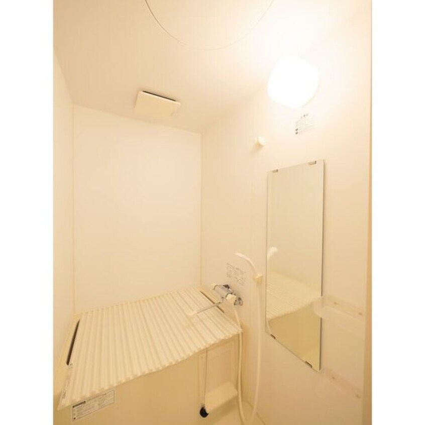 バス／シャワールーム等 Granovas