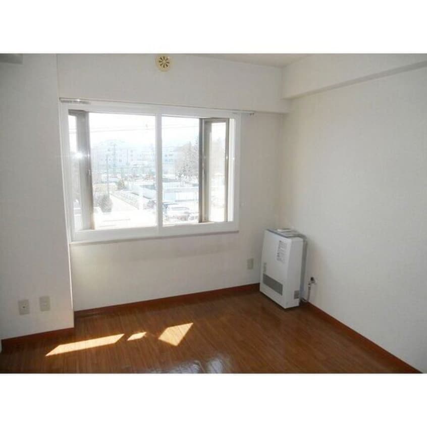 居室 カナディアンホームビル