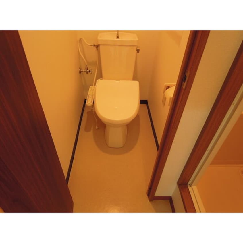 トイレ カナディアンホームビル
