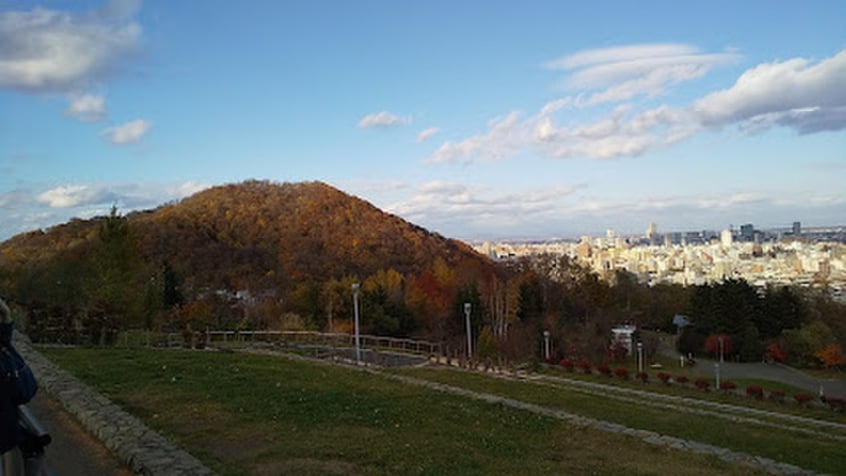 旭ヶ丘公園(公園)まで110m パークコート旭山