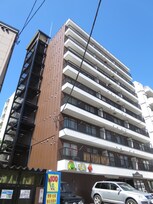 ルーブル８条館