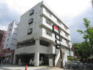 ホワイトハウス円山