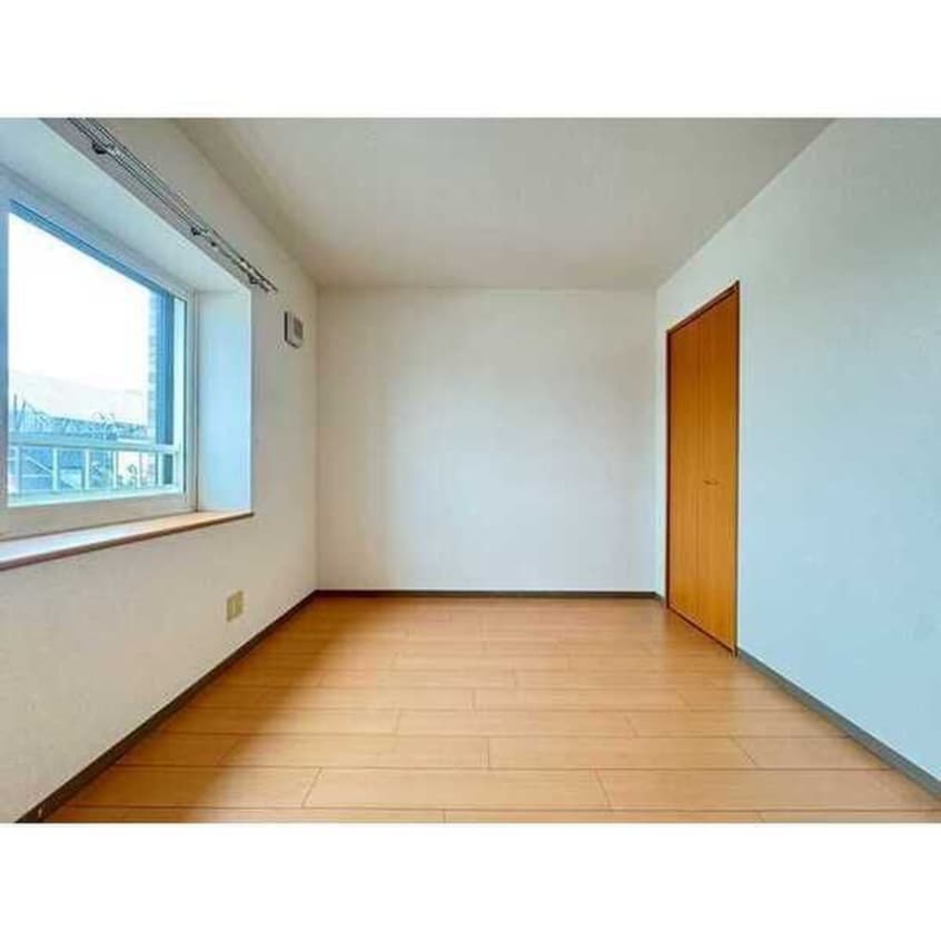 居室 エムズ・コート