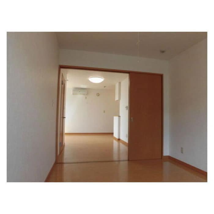 居室 ティアナ壱番館