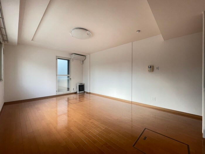 居室 ＶＡＮＧＵＡＲＤ　ＱＵＡＬＩＡ