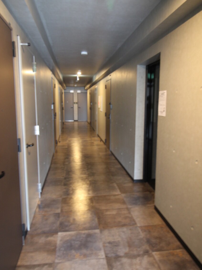 エントランス部分 レブニーズ　ザ・レジデンスN21