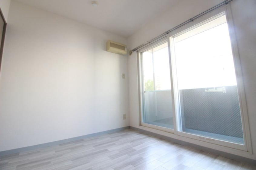 居室 グランメゾン南４